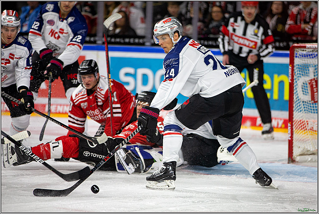 PENNY DEL; Koelner Haie- Nuernberger Ice Tigers; Koeln, 18.11.2022